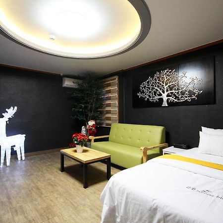 Business Hotel Busan Station Экстерьер фото