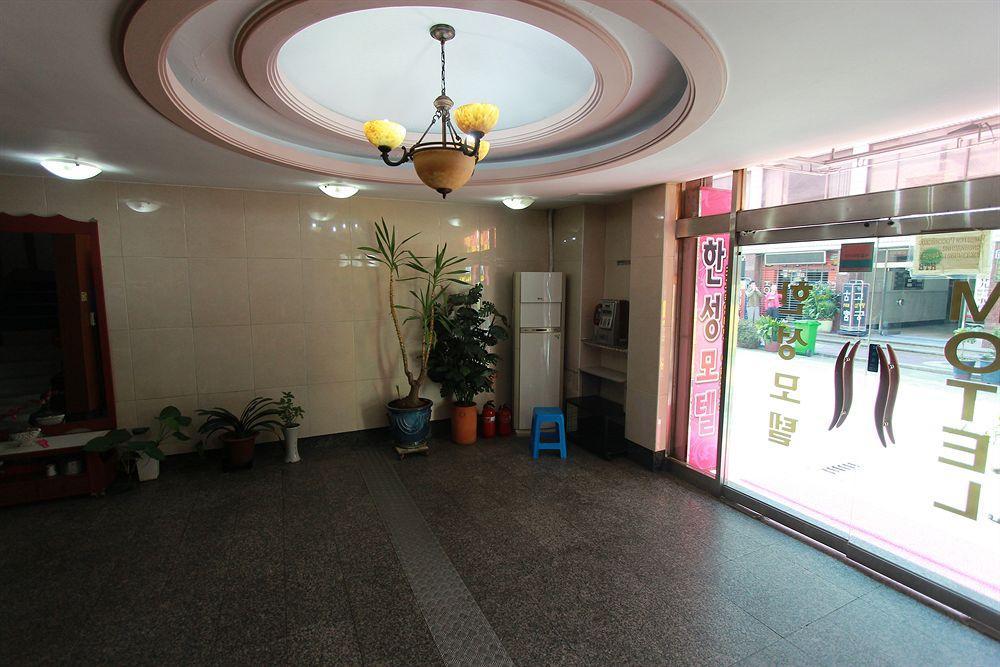Business Hotel Busan Station Экстерьер фото