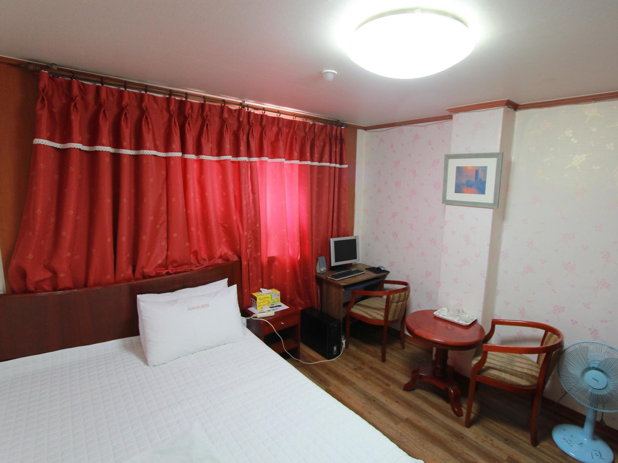 Business Hotel Busan Station Экстерьер фото
