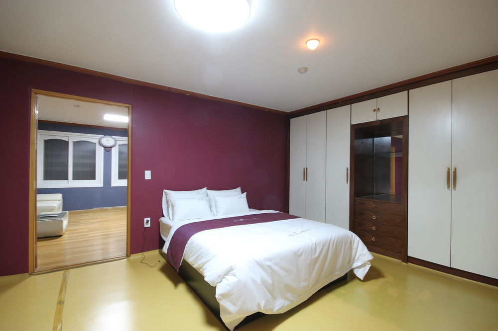 Business Hotel Busan Station Экстерьер фото