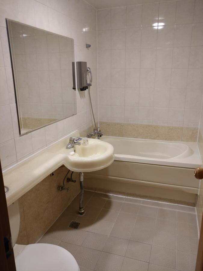 Business Hotel Busan Station Экстерьер фото